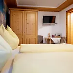Energiepension Schwaiger Bed & Breakfast Leogang