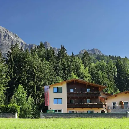 Energiepension Schwaiger Frühstückspension Leogang